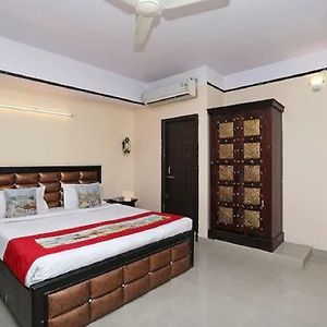 Hotel Anand Palace
